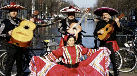 Serenata voor een bruiloft van uw beste vrienden